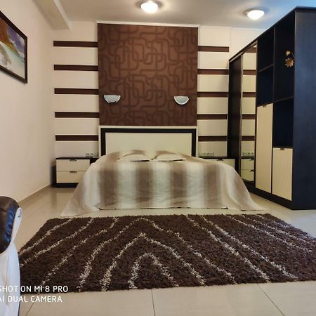 Columbus Hotel Οδησσός Εξωτερικό φωτογραφία