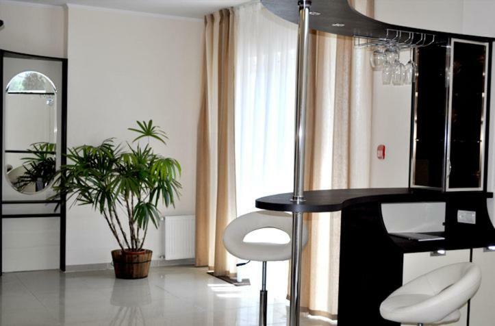 Columbus Hotel Οδησσός Εξωτερικό φωτογραφία