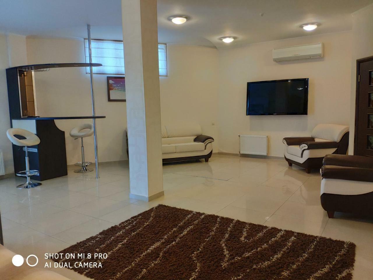 Columbus Hotel Οδησσός Εξωτερικό φωτογραφία