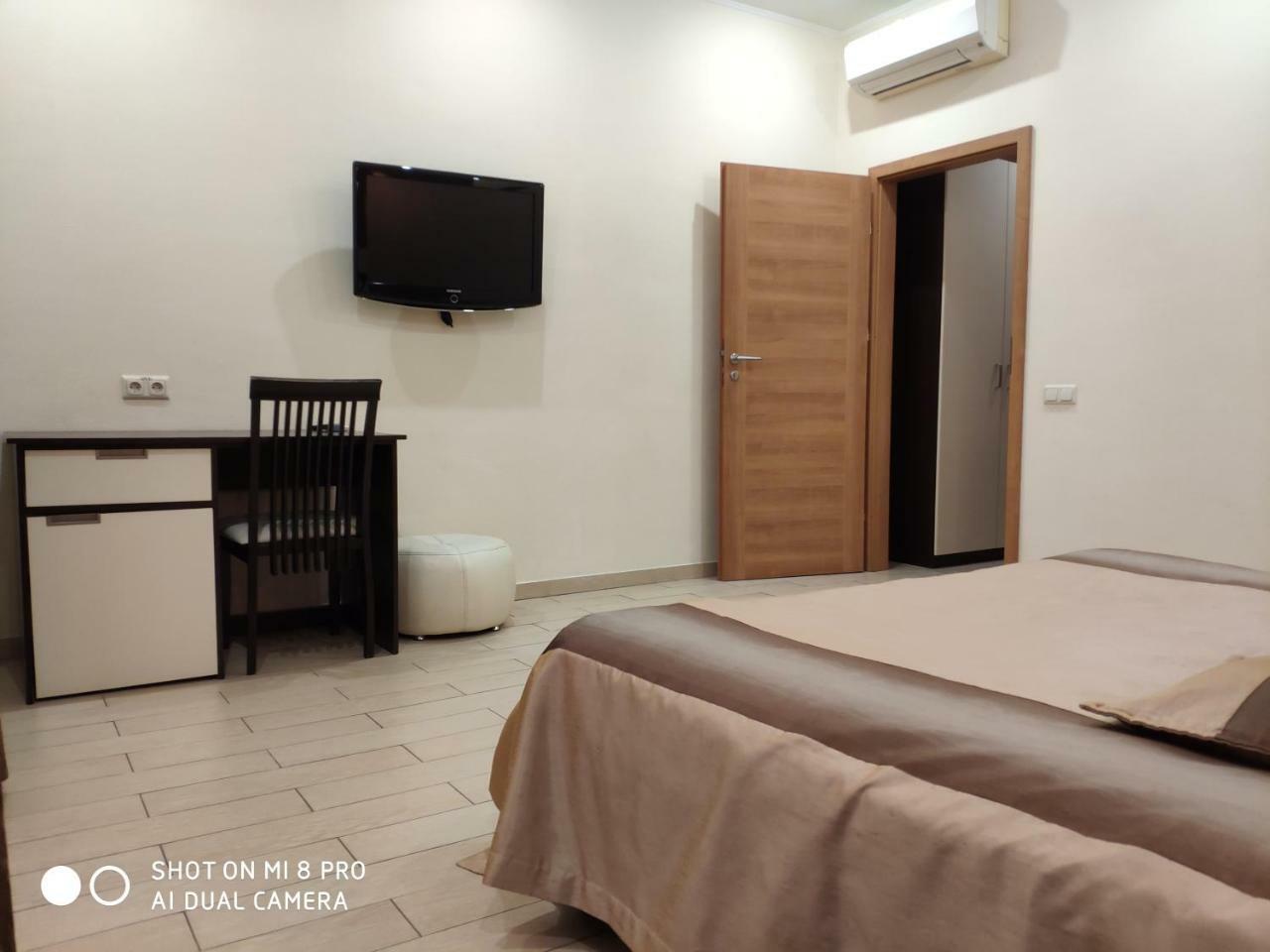 Columbus Hotel Οδησσός Εξωτερικό φωτογραφία